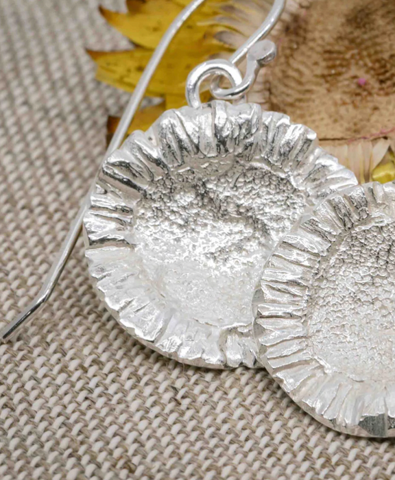 Silver paper daisy earrings