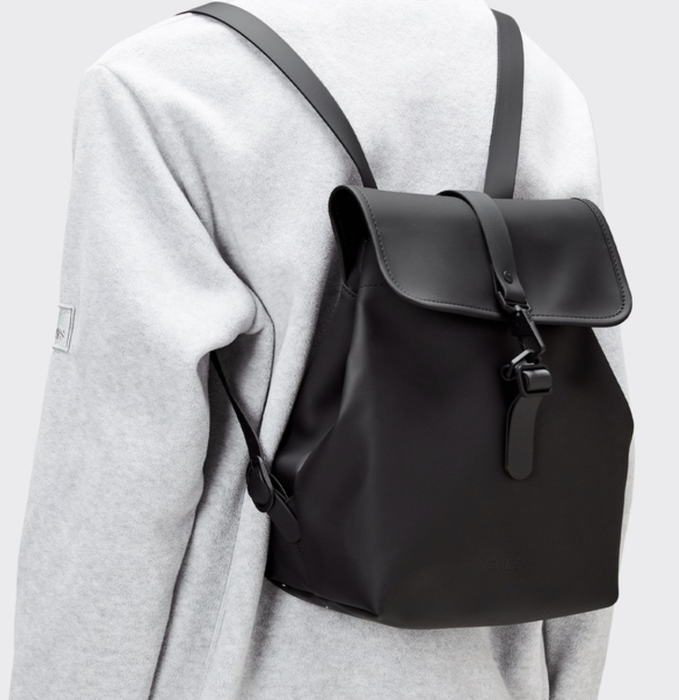 Bucket backpack