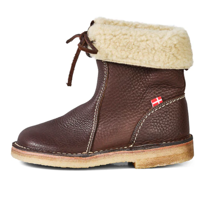 Arhus shearling lined leather boots