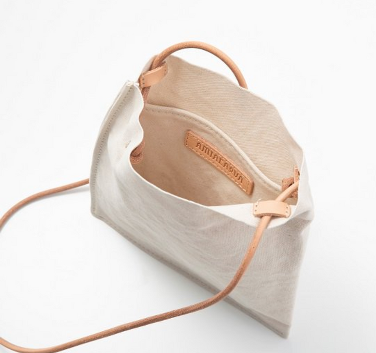 Amiacalva canvas pochette, alternate view