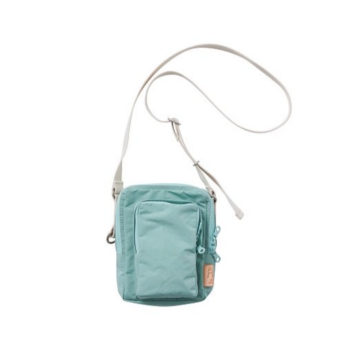 Amiacalva cloth pochette in mint