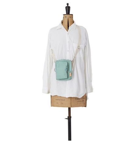 Amiacalva cloth pochette