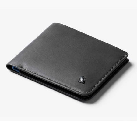 Bellroy Hide & Seek leather wallet in basalt/indigo, closed front view