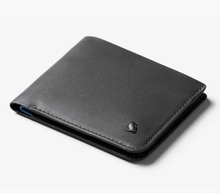 Bellroy Hide & Seek leather wallet in basalt/indigo, closed front view