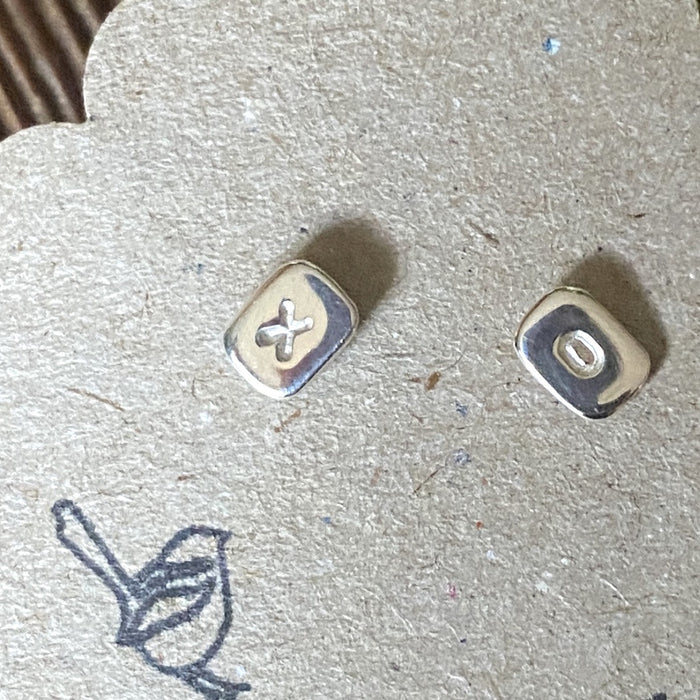 Caroline Jones tiny silver xo studs
